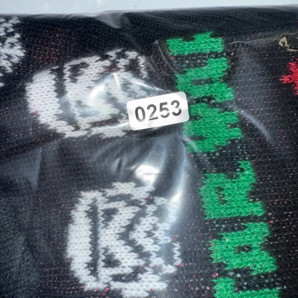 Star Wars Ugly Christmas Sweater Darth Vader Sweater Women’s Crew Neck Sz Medium - Picture 9 of 9